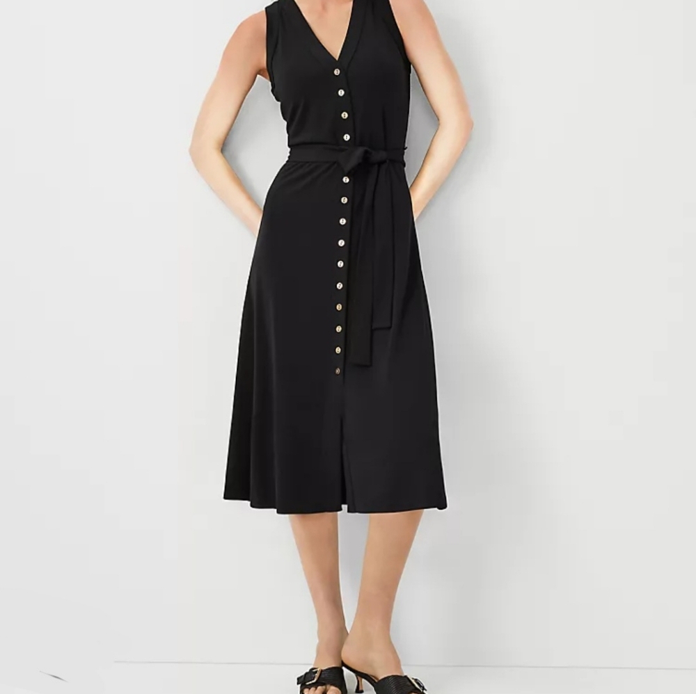 Ann Taylor mid Length Black Gold Button-Down Sleeveless Deep V Dress Size 4